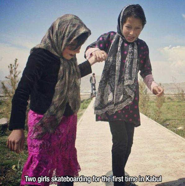 Two Girld skateboarding for the first time in Kabul